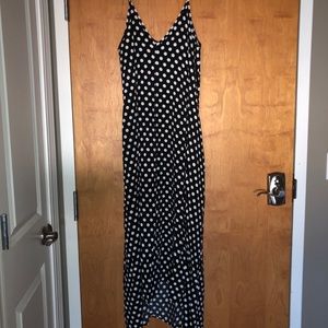 Women’s Black& White Polka Dot Dress.